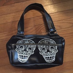 NWOT Lux De Ville Black Handbag with Skulls